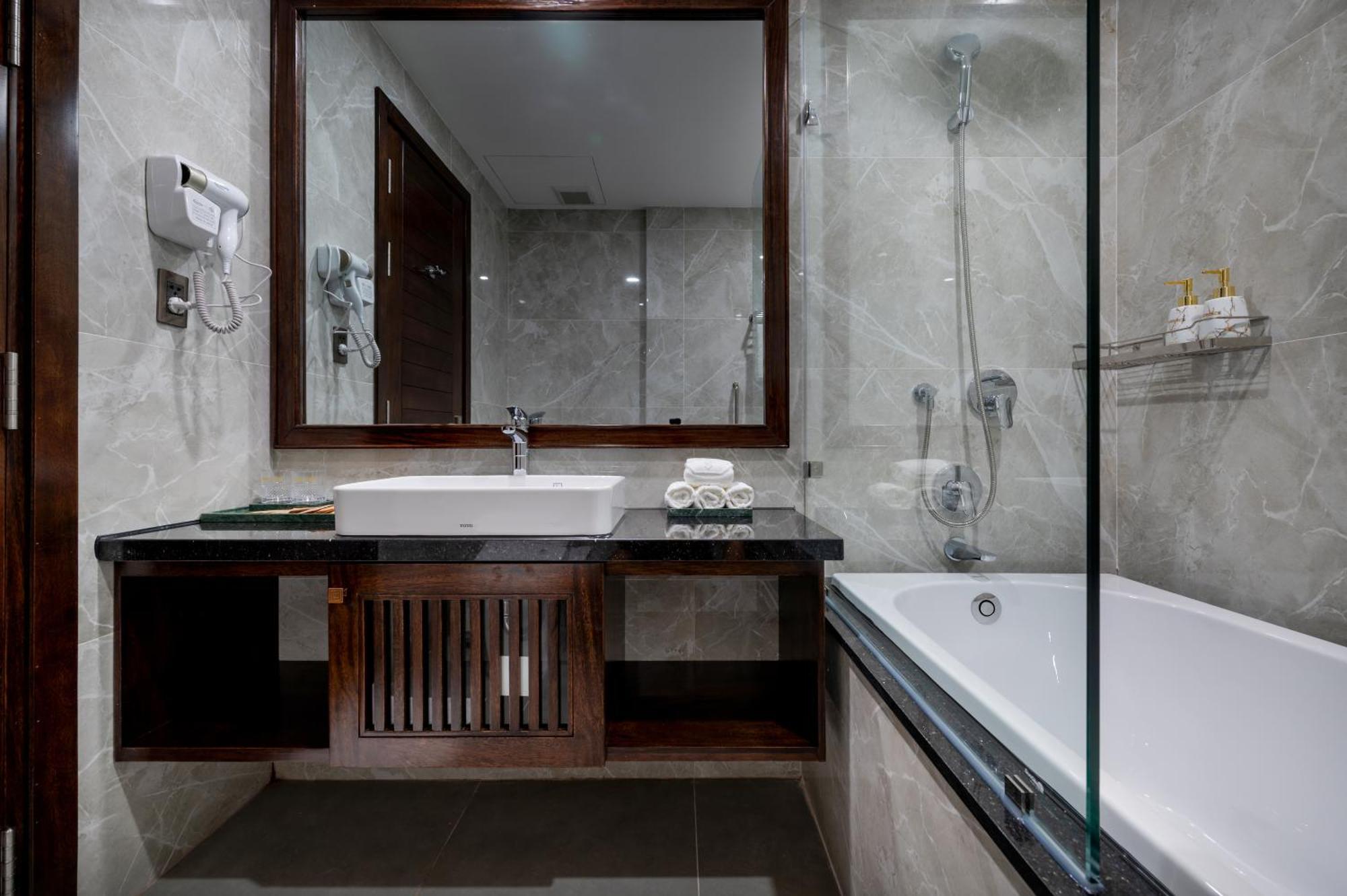 Florence Hotel Дананг Экстерьер фото
